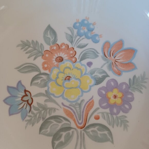 Crown Potteries Co. Vintage Serving Bowl Dish Made In USA 653 Floral Bouquet - Picture 2 of 7